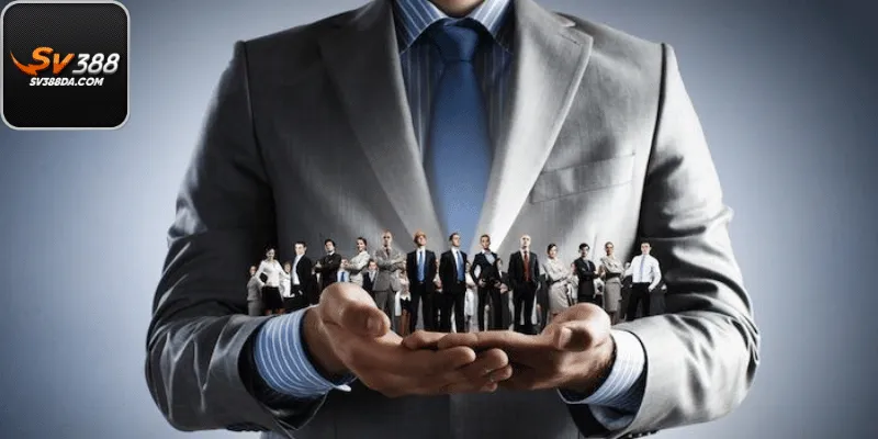 Hành Trình Sự Nghiệp Đáng Ghi Nhớ Của CEO Lý Hùng